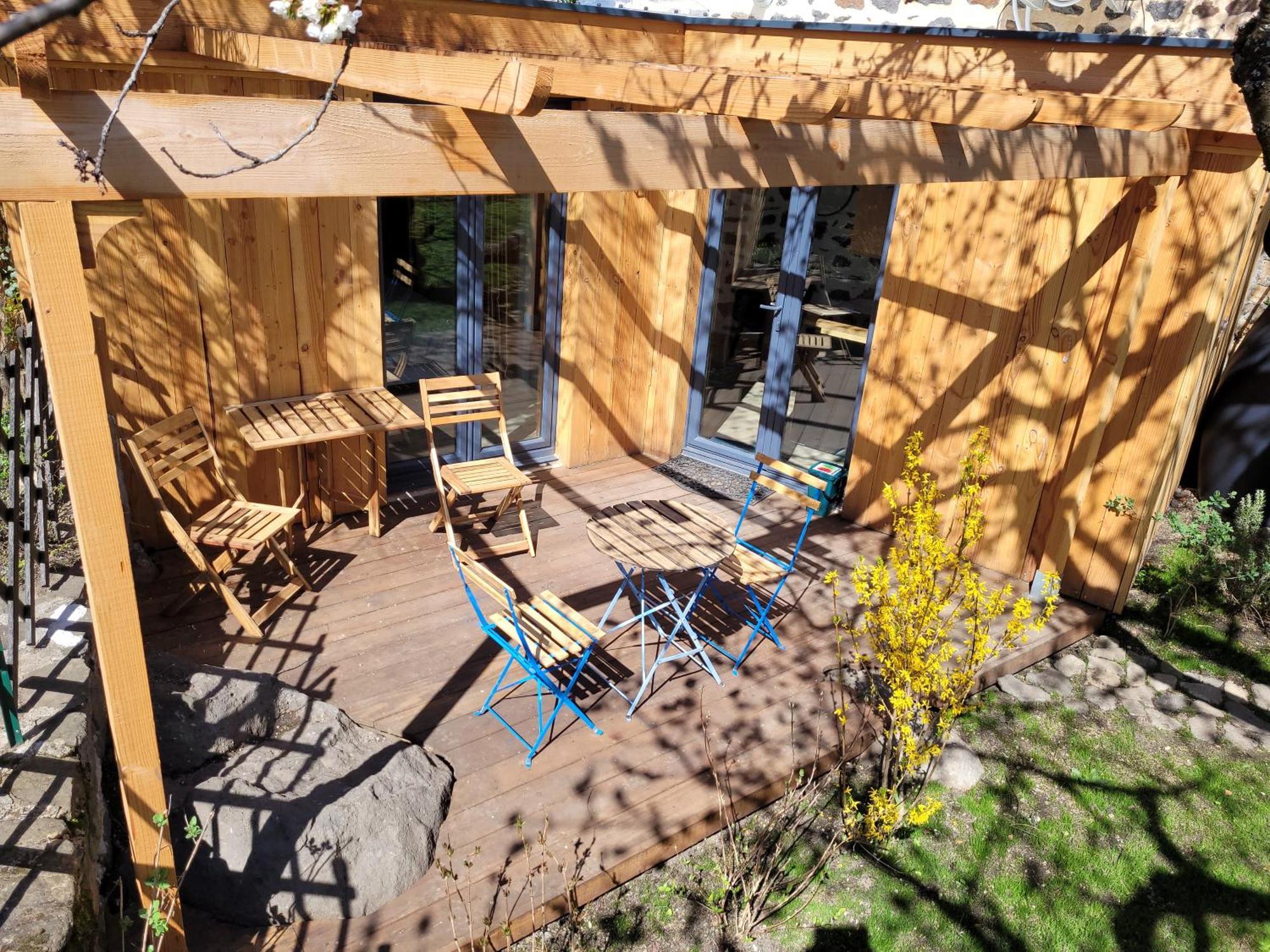 La Maisonnette Sous Le Cerisier Bergonne Exterior photo
