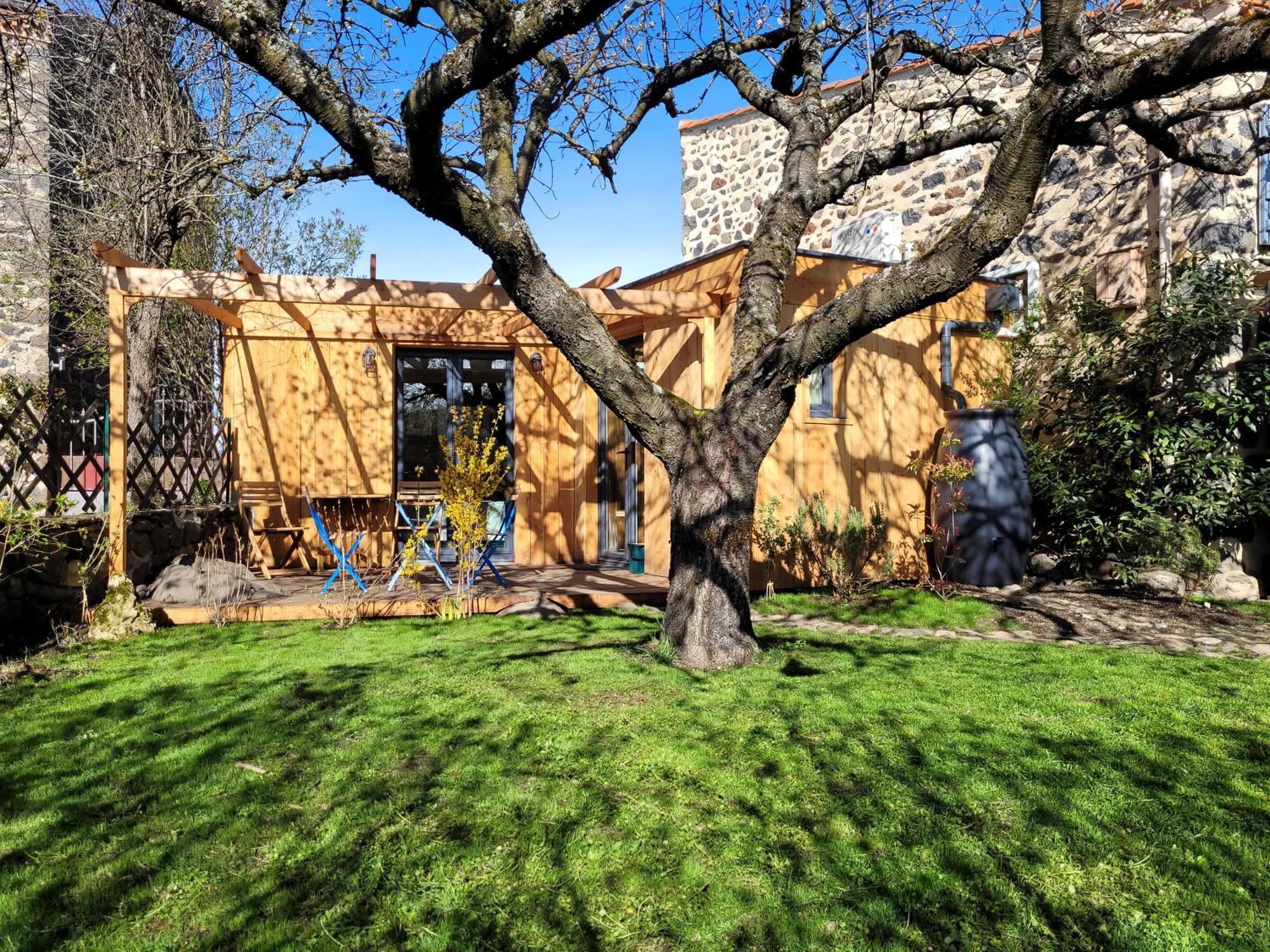 La Maisonnette Sous Le Cerisier Bergonne Exterior photo
